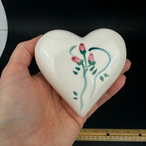 3 Vtg Ceramic Cream Color Heart Shape Wall Hanging Ornament Floral Ribbon Paint - Picture 9 of 10